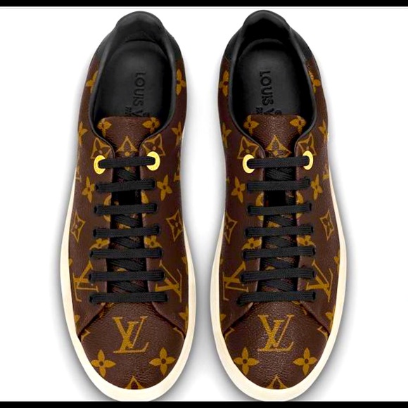 Louis Vuitton Patent Monogram Frontrow Sneakers  35.5 Brand New! - Picture 1 of 3